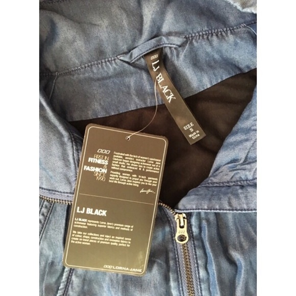 Lorna Jane Denim Chambray Jacket - Picture 8 of 8